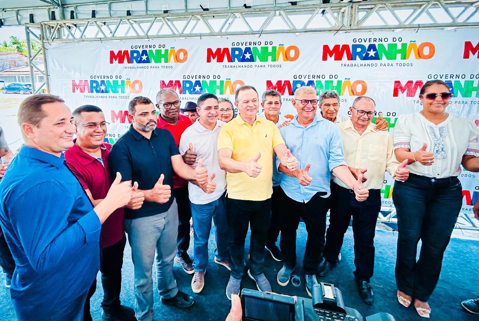 #BrandãoEmBequimão | Governador Carlos Brandão e prefeito Zé Martins anunciam reforma da Praça 2 de Novembro, presente pelos 90 anos de Bequimão