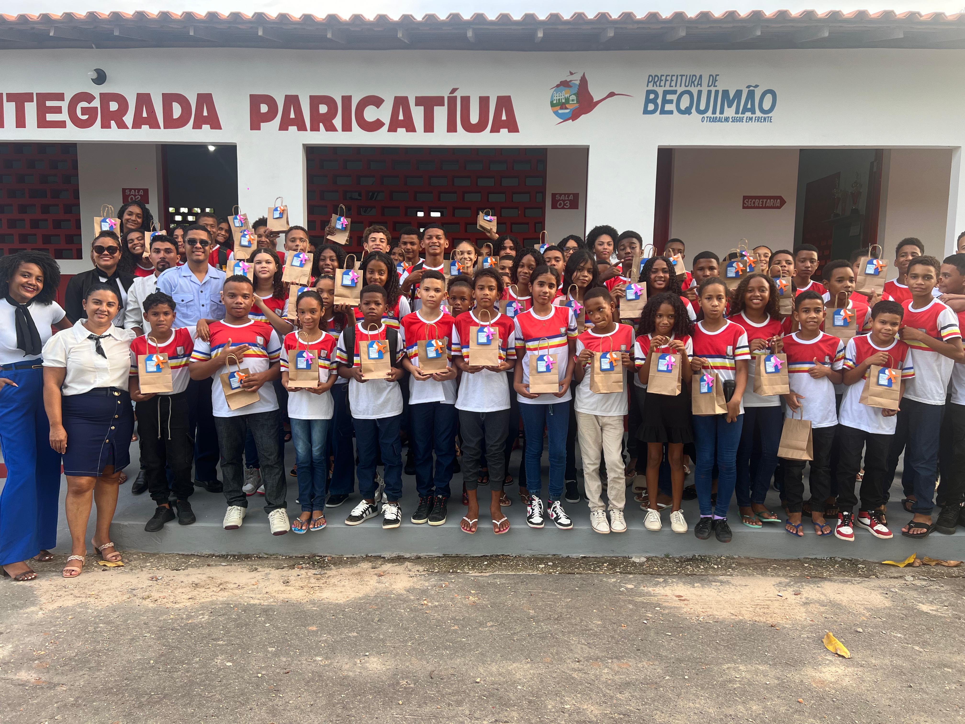Prefeitura de Bequimão entrega reforma da Escola Municipal de Paricatíua